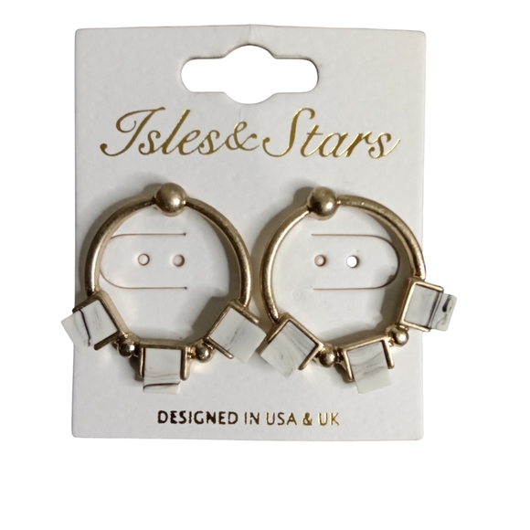 GOLD CUBE CHARM STATEMENT HOOPS ✨ Lightweight & Trendy - Picture 2 of 2